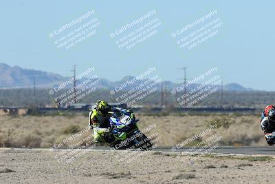 media/Dec-07-2025-CVMA (Sun) [[3e7d2de5dc]]/Race 1-Formula Superbike-Supersport Open (Holeshot)/